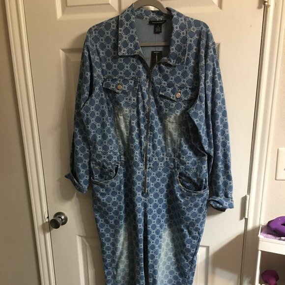 Ashley Stewart Distressed Denim Jumpsuit Size 16 NWT  J1 - Picture 1 of 8